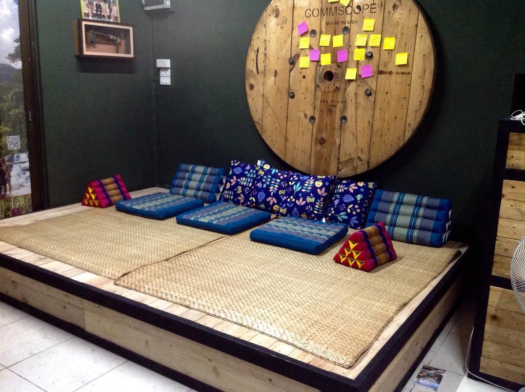 Cham Cha Hostel 清邁 外观 照片