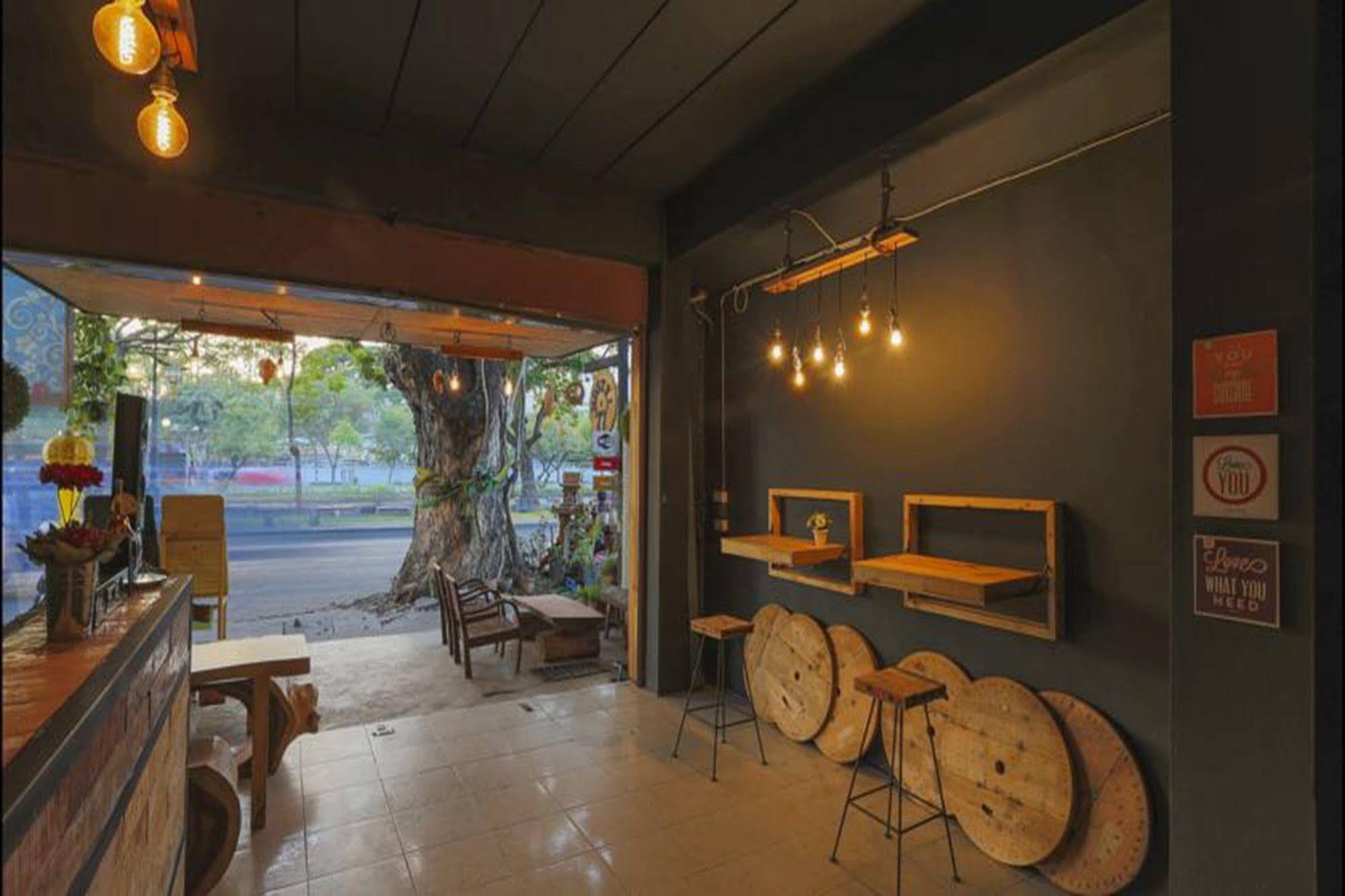 Cham Cha Hostel 清邁 外观 照片
