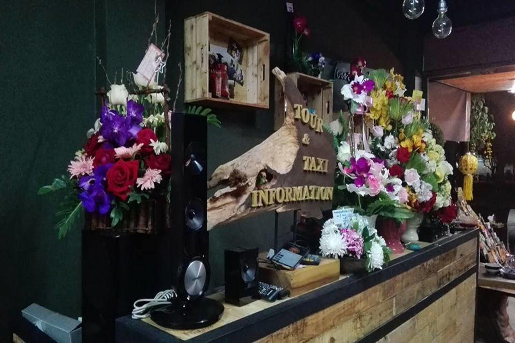 Cham Cha Hostel 清邁 外观 照片