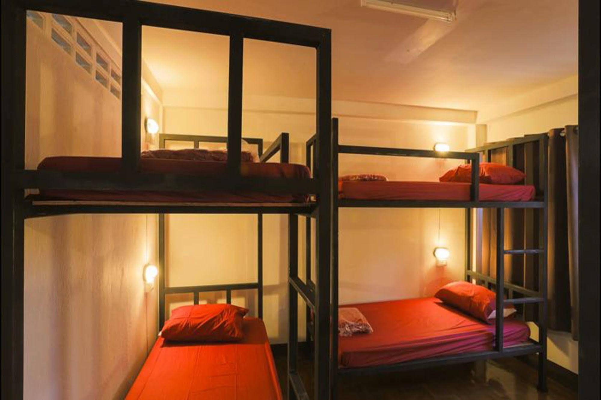 Cham Cha Hostel 清邁 外观 照片
