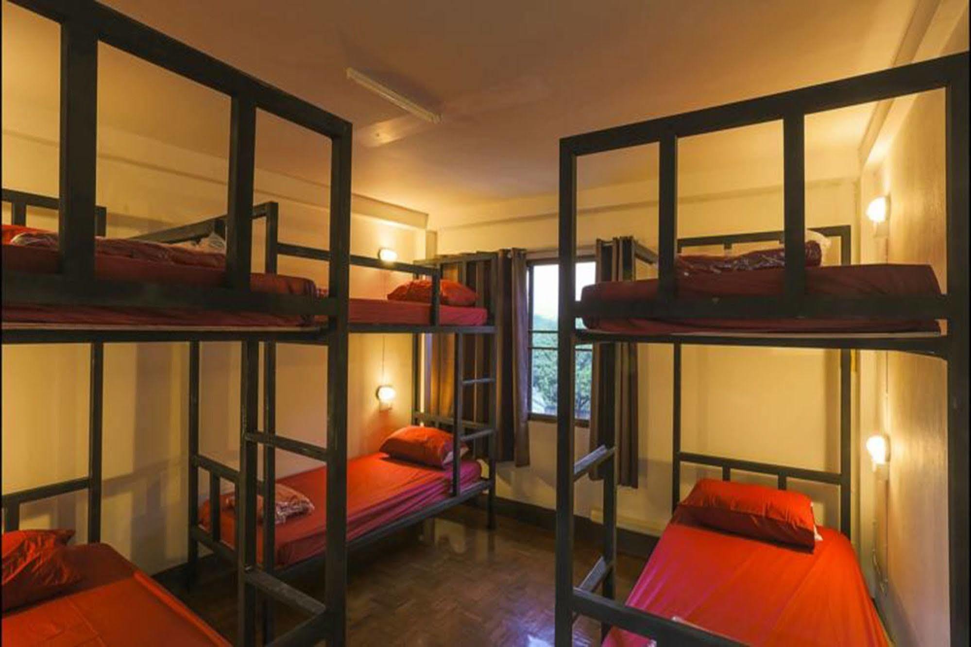 Cham Cha Hostel 清邁 外观 照片