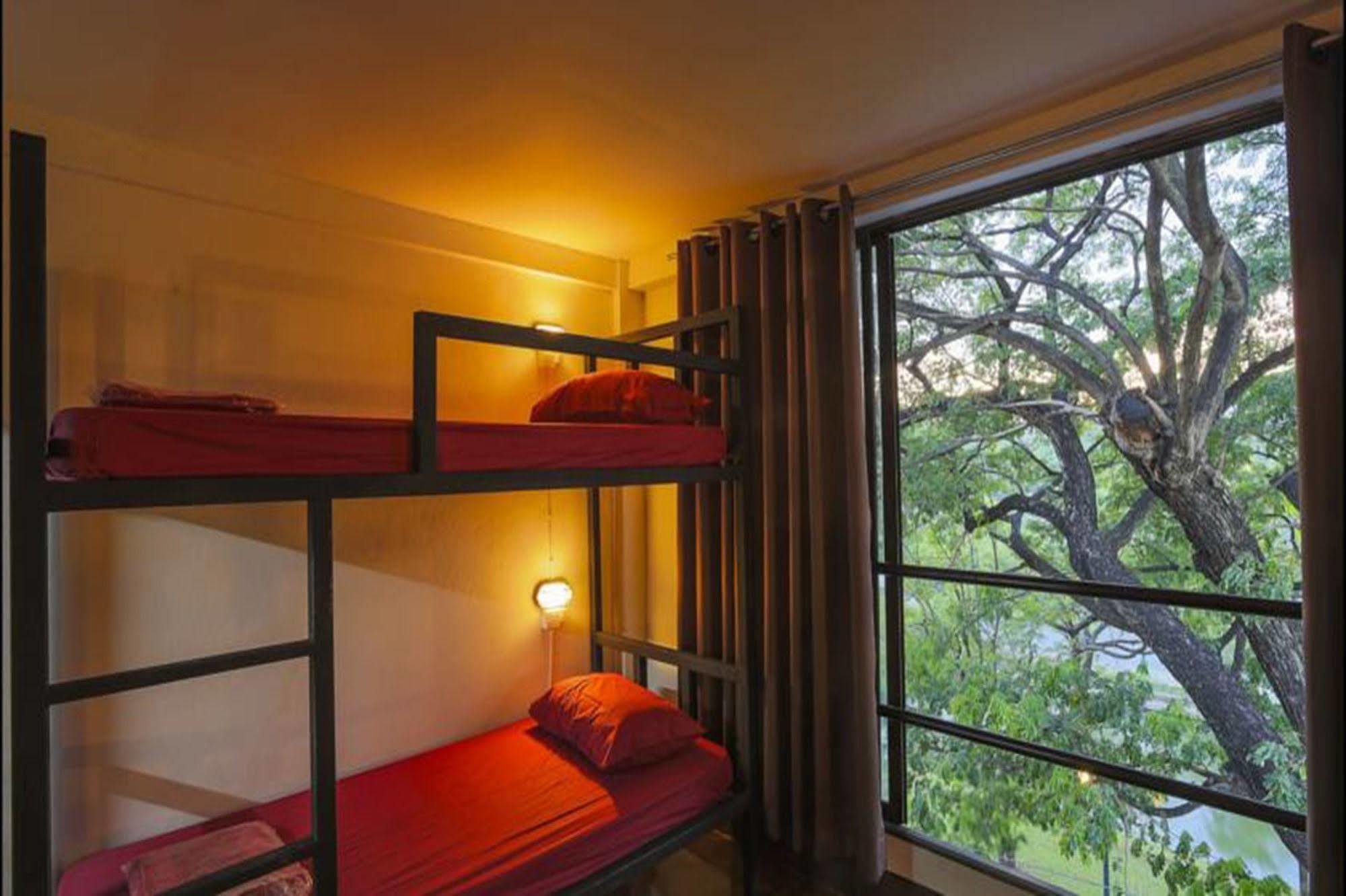 Cham Cha Hostel 清邁 外观 照片